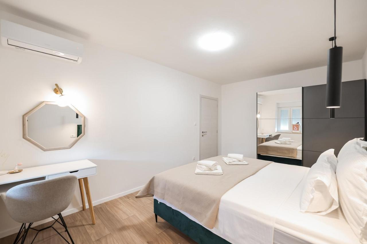 Apartment Elly 扎达尔 外观 照片