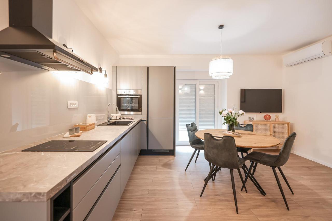 Apartment Elly 扎达尔 外观 照片